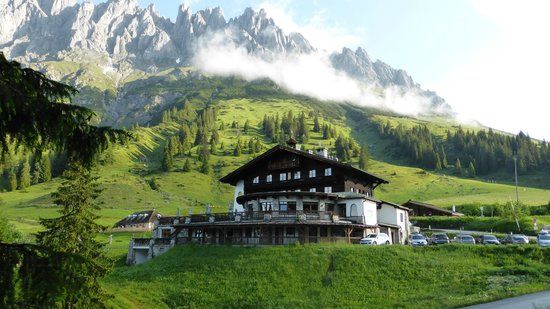 https://newex.headwater.com/holiday-hotels/?HolidayID=112&HotelID=143&HolidayName=Germany-Germany+%2D+Hochk%C3%B6nig-Walking+Holiday+in+Germany+%2D+Hochkoenig&HotelName=Hochkoenig">Hochkoenig